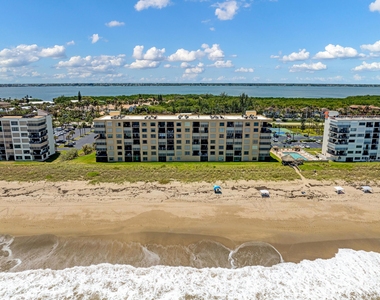 10200 S Ocean Drive - Photo Thumbnail 34
