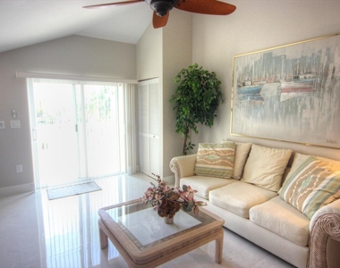 270 Bella Vista Court N - Photo Thumbnail 23
