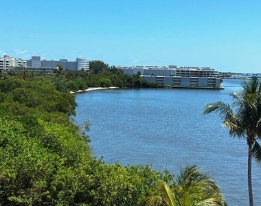 2560 S Ocean Boulevard - Photo Thumbnail 6