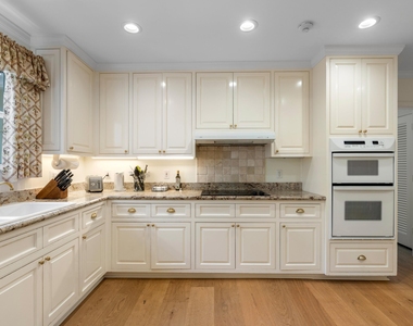 1554 N Ocean Way - Photo Thumbnail 8