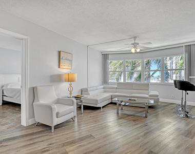 28 Yacht Club Drive - Photo Thumbnail 4
