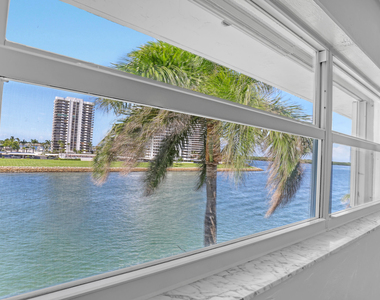 28 Yacht Club Drive - Photo Thumbnail 8