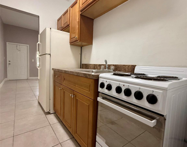 424 Nw 15th Terrace - Photo Thumbnail 7
