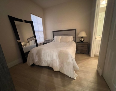 14856 Barletta Way - Photo Thumbnail 9