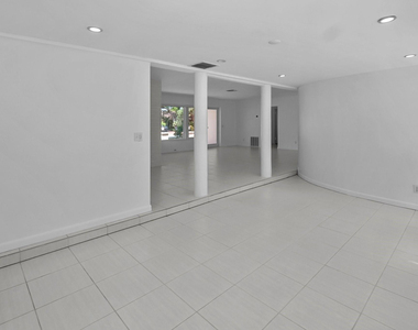 2608 Ne 12th Street - Photo Thumbnail 11
