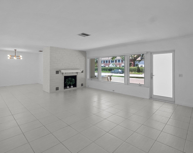 2608 Ne 12th Street - Photo Thumbnail 7