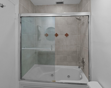 2608 Ne 12th Street - Photo Thumbnail 23
