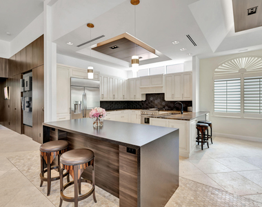 186 Golf Village Boulevard - Photo Thumbnail 15