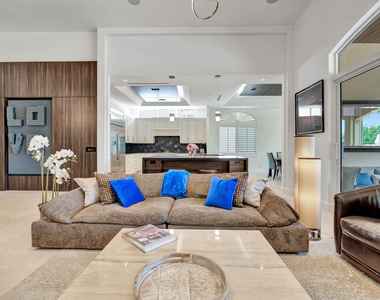 186 Golf Village Boulevard - Photo Thumbnail 11