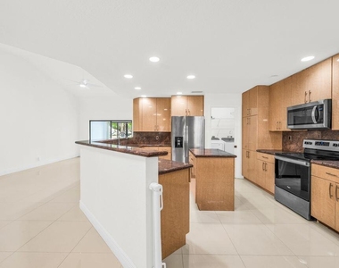 65 Centennial Court - Photo Thumbnail 2