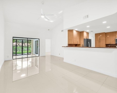 65 Centennial Court - Photo Thumbnail 6