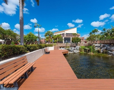 65 Centennial Court - Photo Thumbnail 28