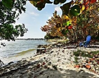 4220 Ne Indian River Dr. Drive - Photo Thumbnail 10