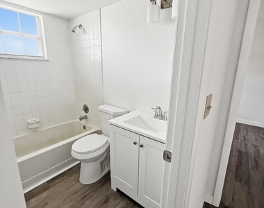 1516 Se Royal Green Circle - Photo Thumbnail 8