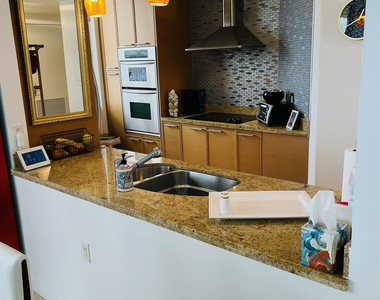 16275 Collins Avenue - Photo Thumbnail 7