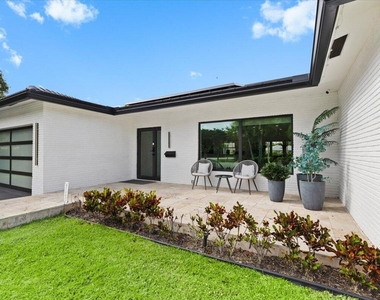 1049 W Palmetto Park Road - Photo Thumbnail 3