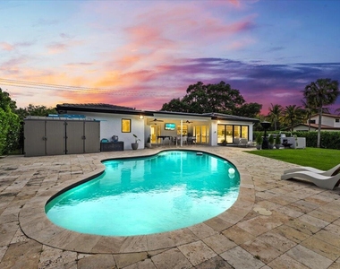 1049 W Palmetto Park Road - Photo Thumbnail 31