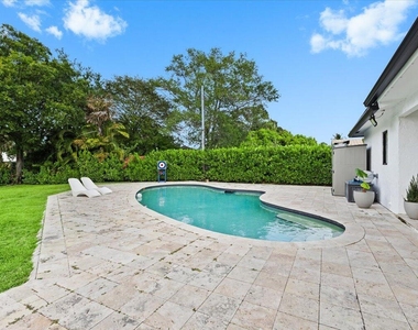1049 W Palmetto Park Road - Photo Thumbnail 32