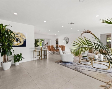 1049 W Palmetto Park Road - Photo Thumbnail 4
