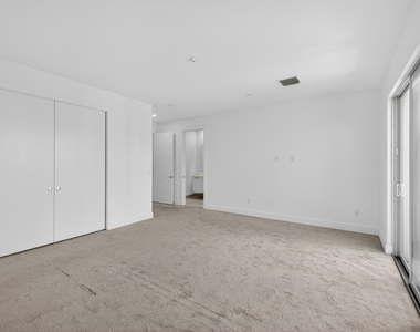 1044 Ne 18th Avenue - Photo Thumbnail 24