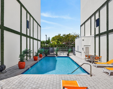 1044 Ne 18th Avenue - Photo Thumbnail 38