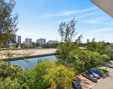 1044 Ne 18th Avenue - Photo Thumbnail 36