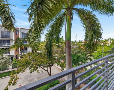 1044 Ne 18th Avenue - Photo Thumbnail 17