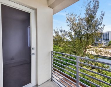 1044 Ne 18th Avenue - Photo Thumbnail 37