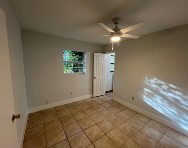 2318 Van Buren Street - Photo Thumbnail 5