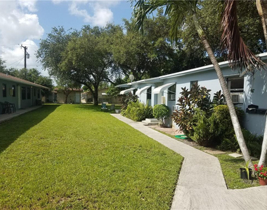 2318 Van Buren Street - Photo Thumbnail 3