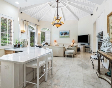 2540 Fairway Island Drive - Photo Thumbnail 10