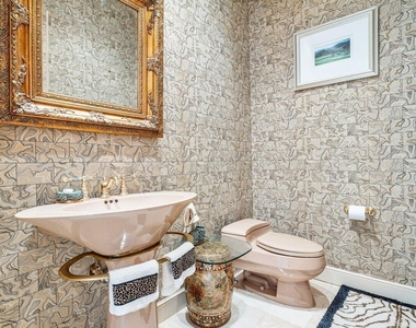2540 Fairway Island Drive - Photo Thumbnail 30