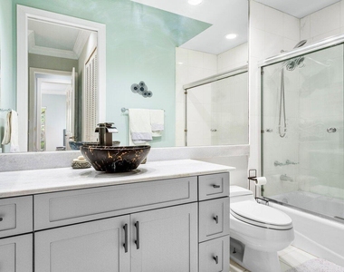 2540 Fairway Island Drive - Photo Thumbnail 21