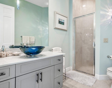2540 Fairway Island Drive - Photo Thumbnail 17