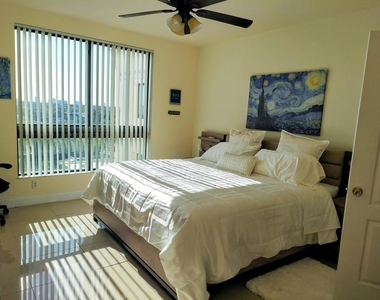 100 N Federal Highway - Photo Thumbnail 8