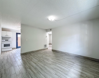 337 Kenilworth Boulevard - Photo Thumbnail 4