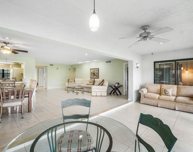 6446 Aspen Glen Circle - Photo Thumbnail 8