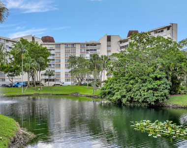 6921 Environ Boulevard - Photo Thumbnail 26