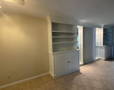 2704 Cardinal Drive - Photo Thumbnail 17