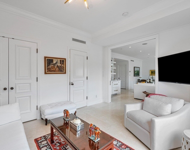 150 Bradley Place - Photo Thumbnail 6