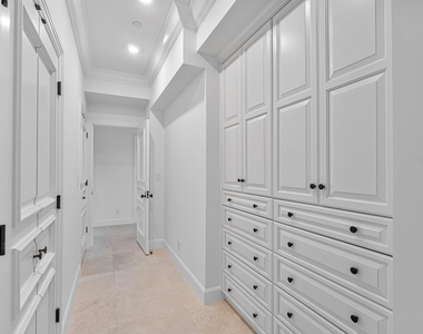 150 Bradley Place - Photo Thumbnail 13
