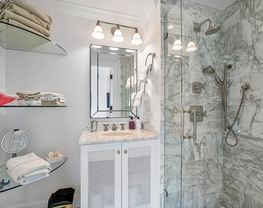 150 Bradley Place - Photo Thumbnail 8