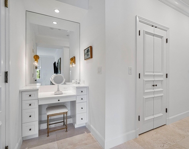 150 Bradley Place - Photo Thumbnail 12
