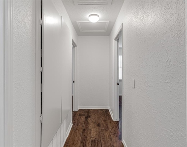 1608 Nw 7th Street - Photo Thumbnail 25