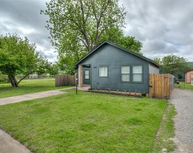 1608 Nw 7th Street - Photo Thumbnail 5