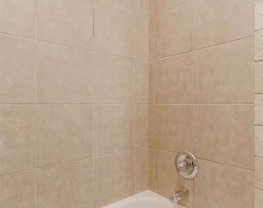 1608 Nw 7th Street - Photo Thumbnail 21