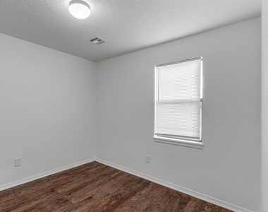 1608 Nw 7th Street - Photo Thumbnail 26