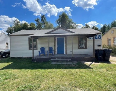 3128 Sw 27th Street - Photo Thumbnail 2