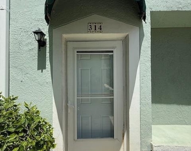 314 Waterside Drive - Photo Thumbnail 1