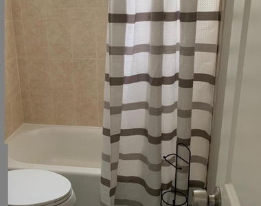 4220 Ne Indian River Drive Ne - Photo Thumbnail 5